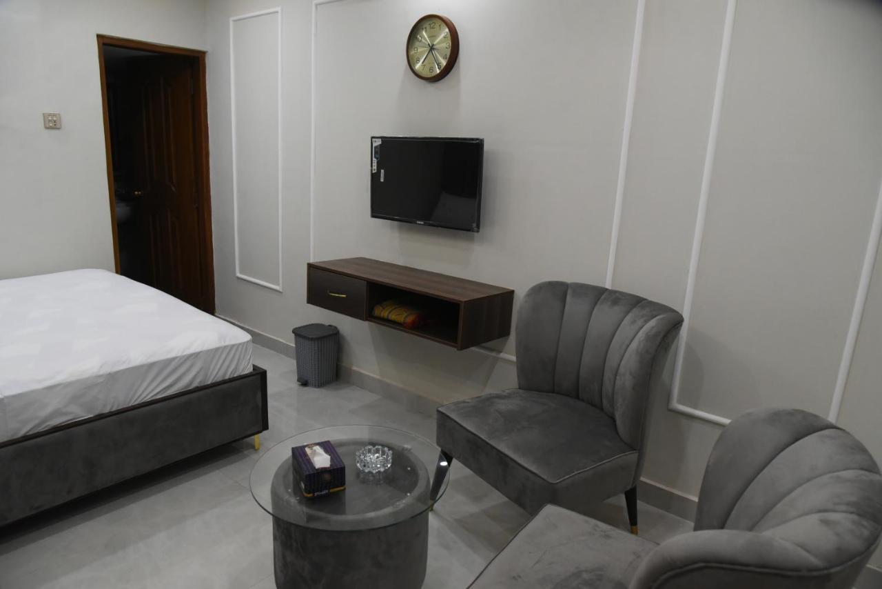 Hotel White Season Gulberg ลาฮอร์ ภายนอก รูปภาพ