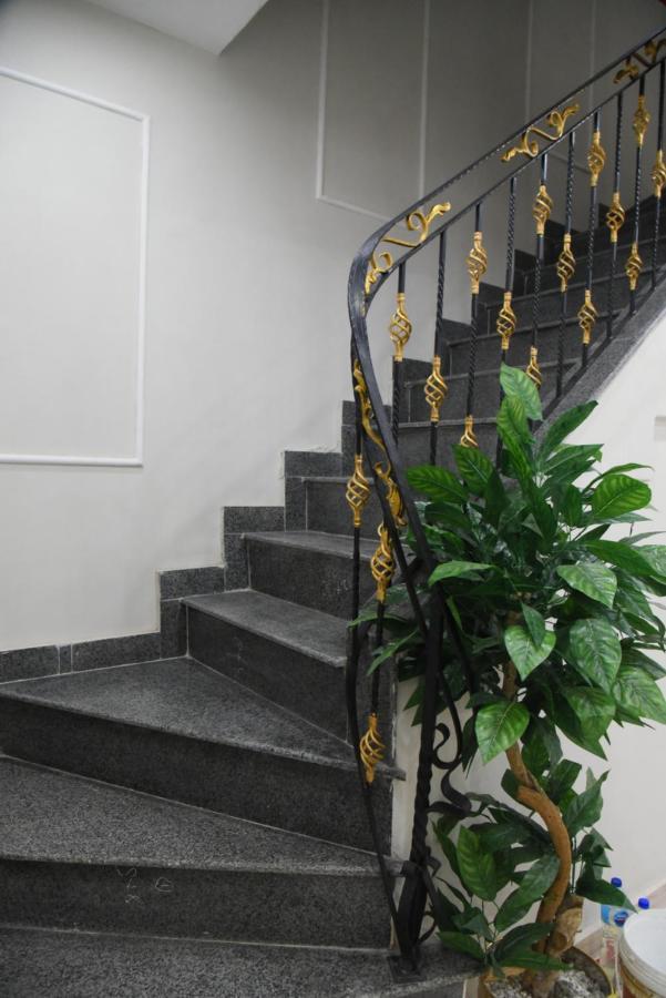 Hotel White Season Gulberg ลาฮอร์ ภายนอก รูปภาพ