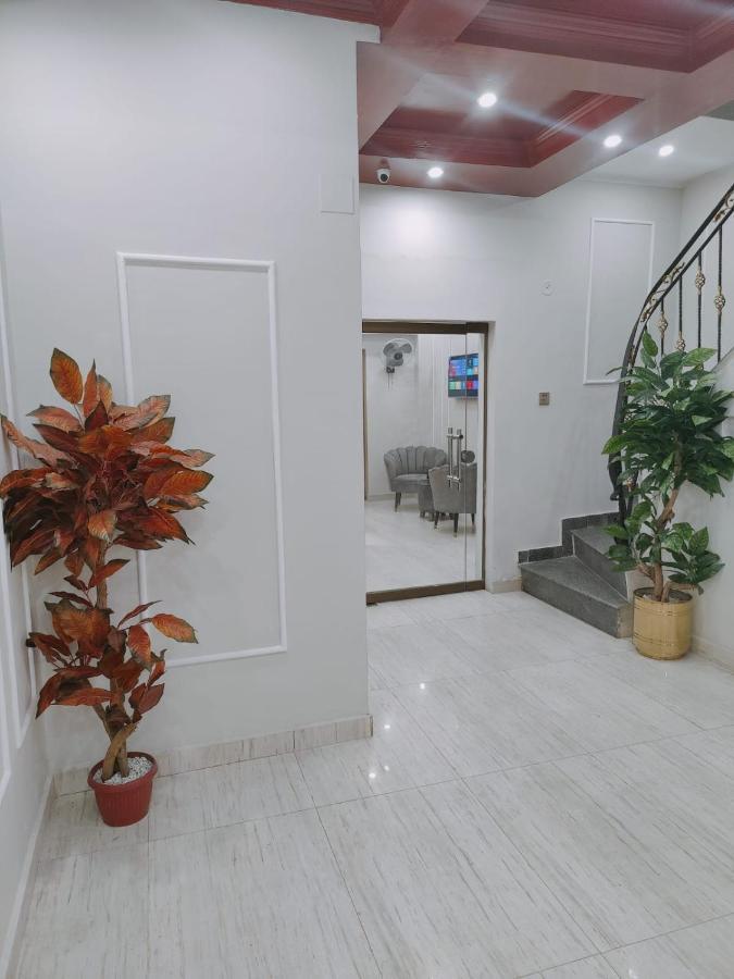 Hotel White Season Gulberg ลาฮอร์ ภายนอก รูปภาพ
