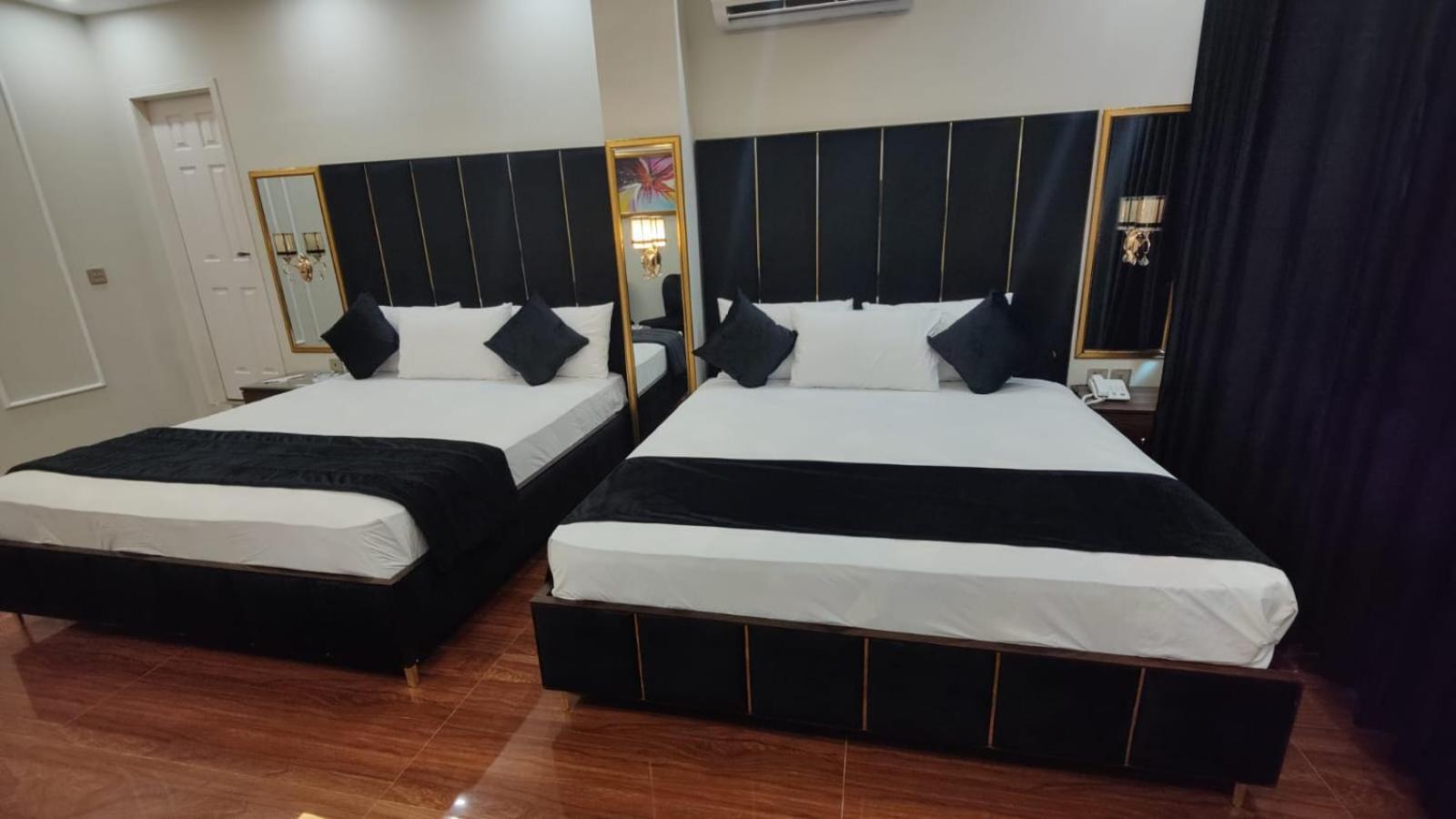 Hotel White Season Gulberg ลาฮอร์ ภายนอก รูปภาพ